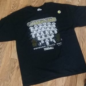 Men's Sox 2005 world series Tee shirt